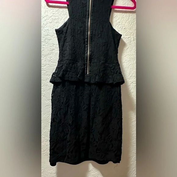 Love Fire Black Lace Dress with Keyhole Front - Picture 5 of 8